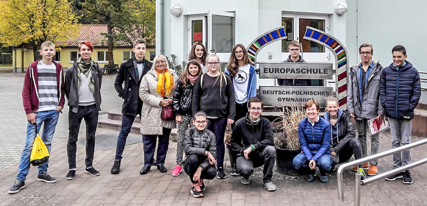 Limbažnieki ciemos pie draugiem vācu-poļu ģimnāzijā Loknicā