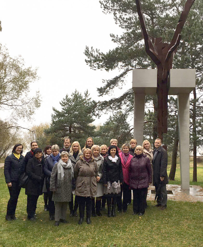 Salacgrīvas skolotāji jaukā rudens ekskursijā