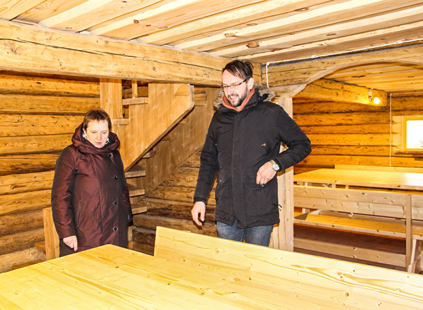 Pie Baumaņu Kārļa Viļķenes pamatskolas atjaunota senā klēts