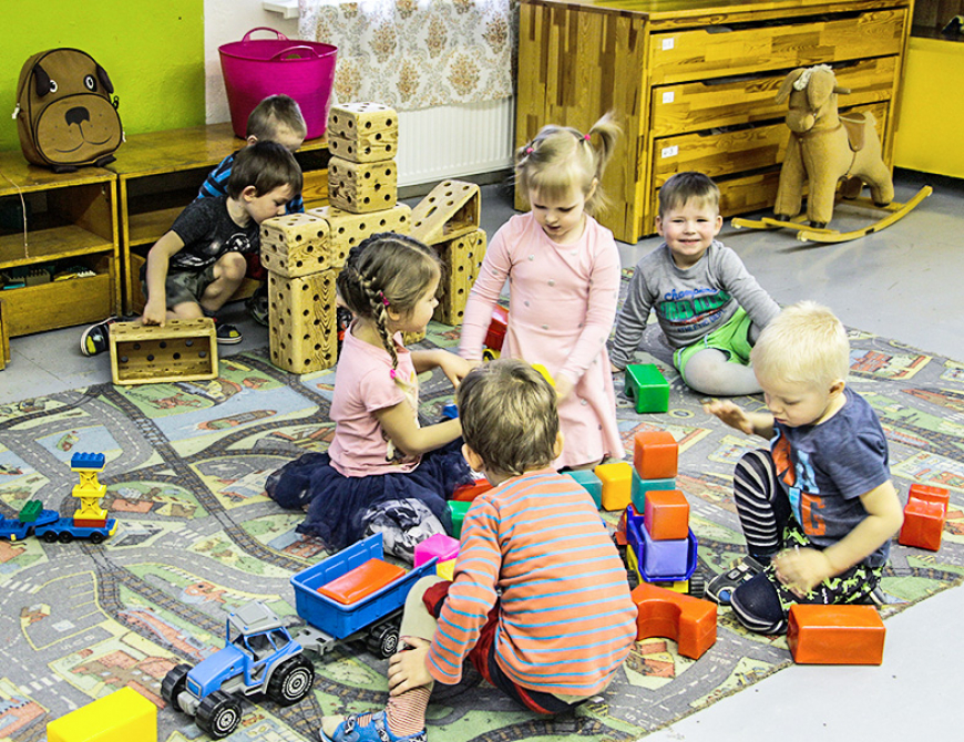 Viļķenes bērndārznieki gaida atgriešanos savās mājās