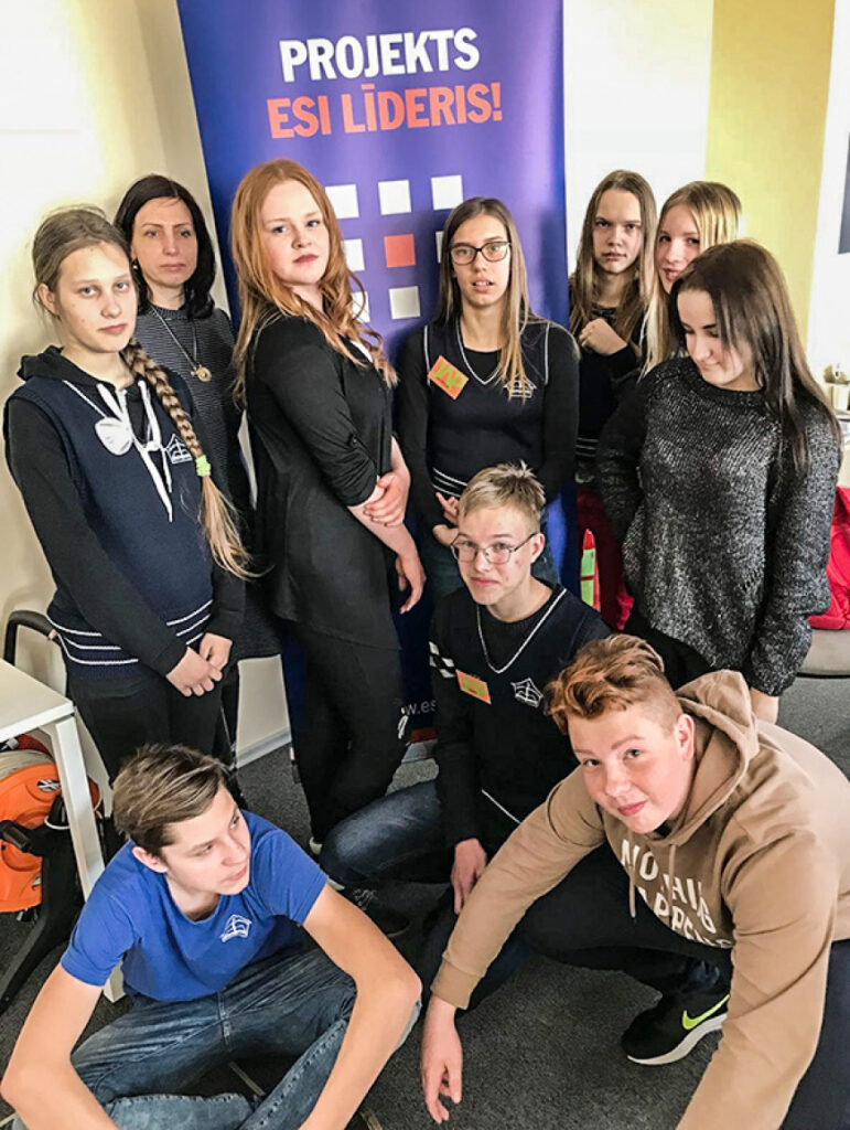 Lādezera astotklasnieki uzvar konkursa «Profesionālis» reģionālajā pusfinālā