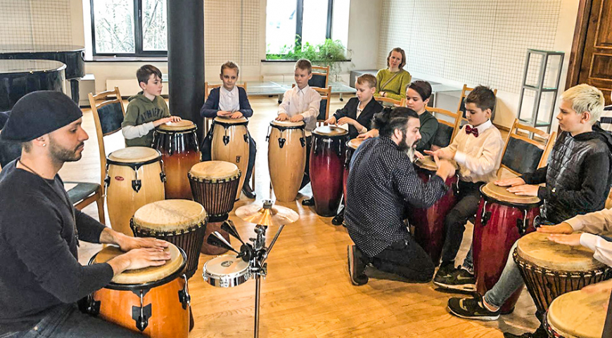 Salacgrīvieši pirmoreiz sitaminstrumentu spēles konkursā «Amber Percussion»