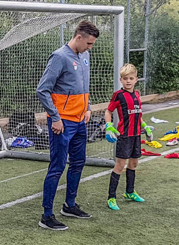 Mazais futbolists Jānis Patriks Veide treniņnometnē Zviedrijā