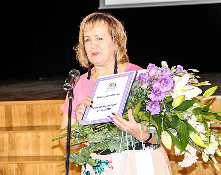Pāles un Krišjāņa Valdemāra Ainažu pamatskola iegūst «eTwinning skolas» statusu