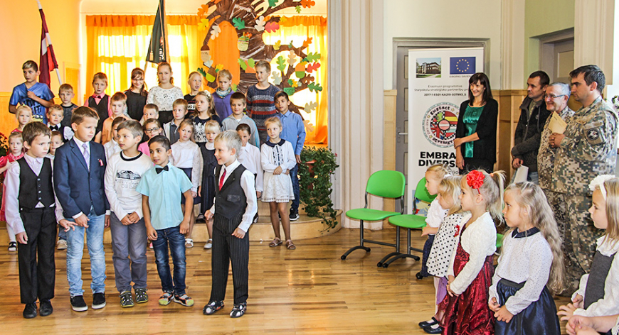 Pāles skolas daudzkrāsainā jubilejas diena
