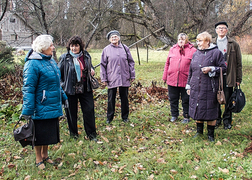 Par gaismiņu Rozēnu skolas logā