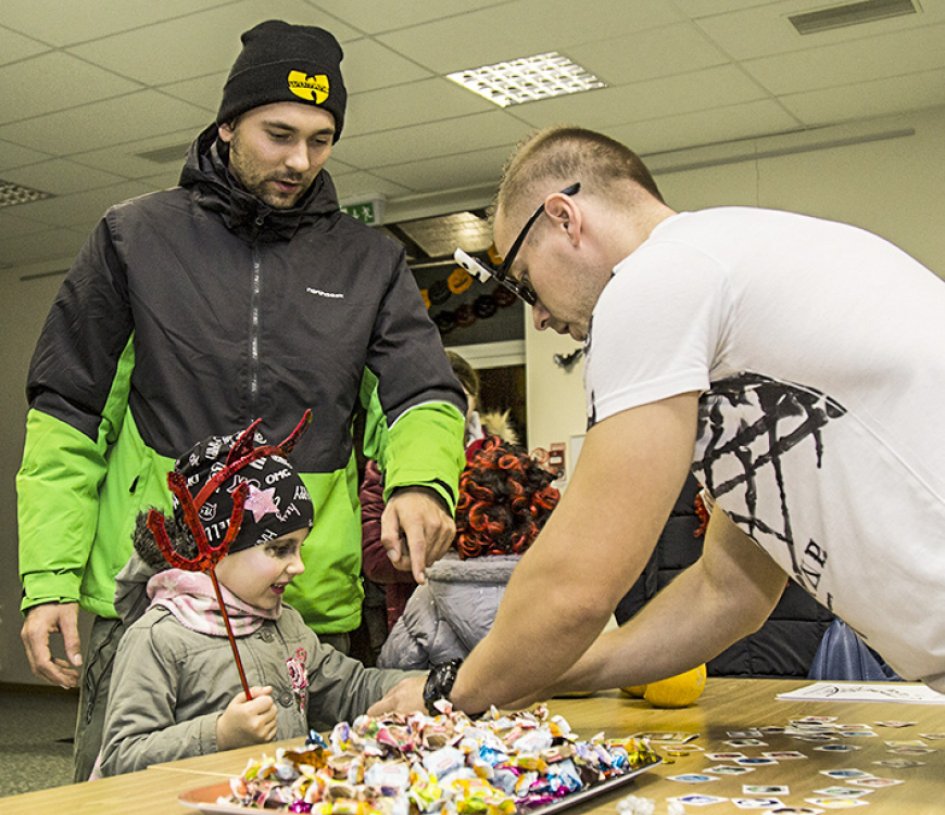 Skultes Mandegās vērienīgas Halovīna spociņu medības