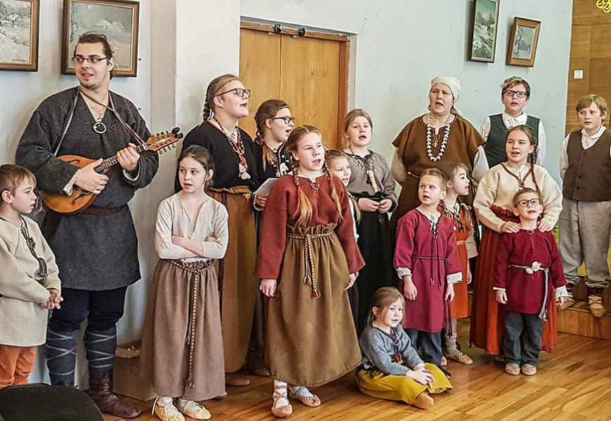 Vidzemes piejūras folkloristiem aizritējusi skate