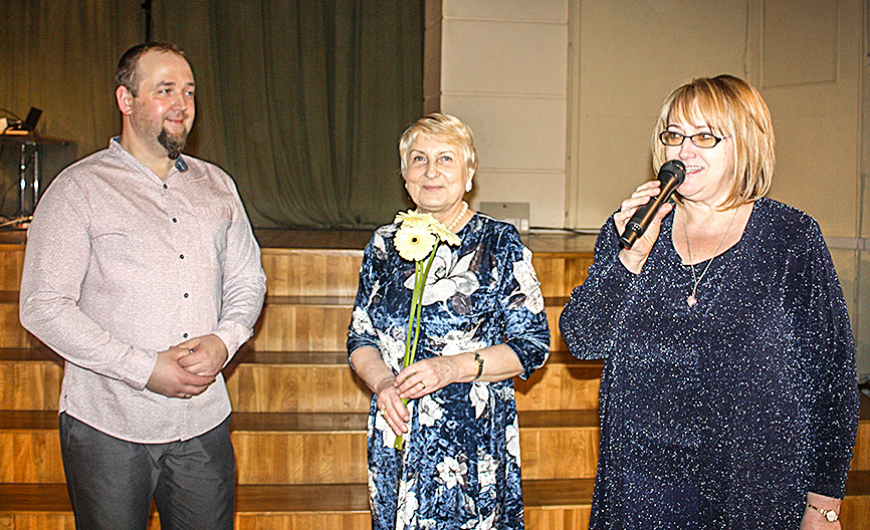 Limbažu pensionāri tiekas gadskārtējā ballē