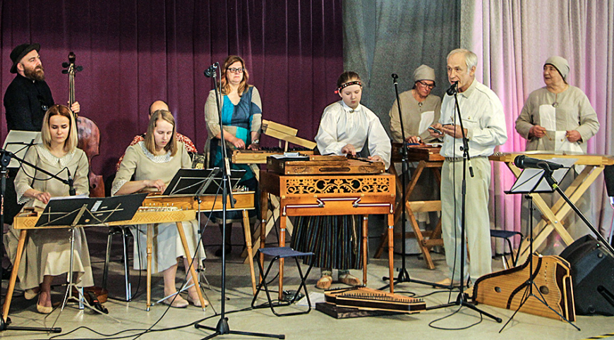 Otrie Tautas mūzikas svētki priecēja ar instrumentu bagātību
