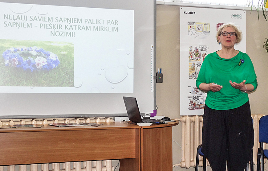 Pasākumiem bagāta nedēļa Staiceles bibliotēkā