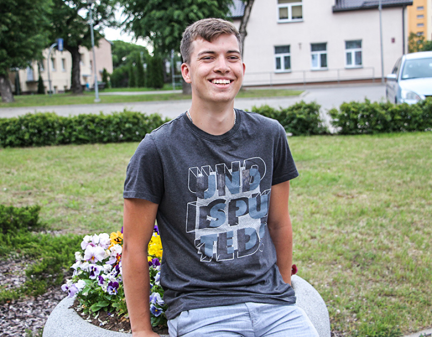 Dejotājs, kuram patīk praktiskas lietas