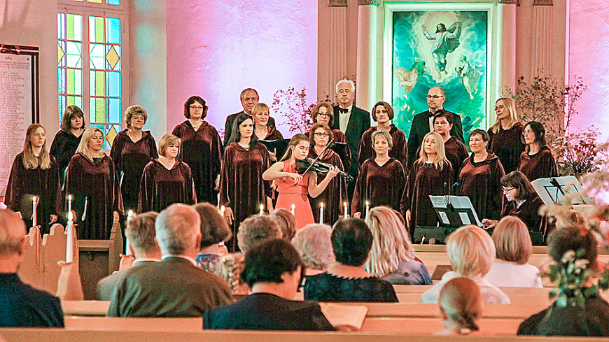 Salacgrīvas «Dvēseles dziesma» savu 15. jubileju svinēja Dieva gaismā