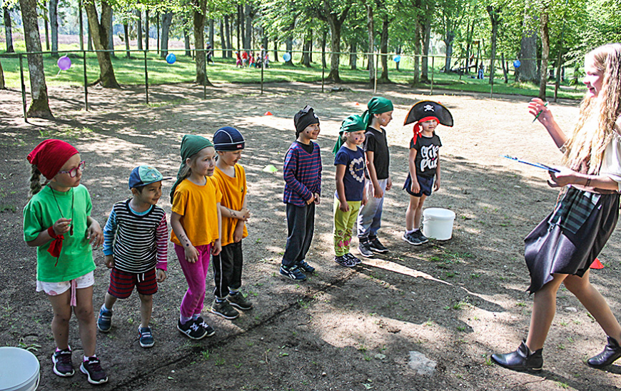 Staicelē sporta dienā satiekas mazie “pirāti”