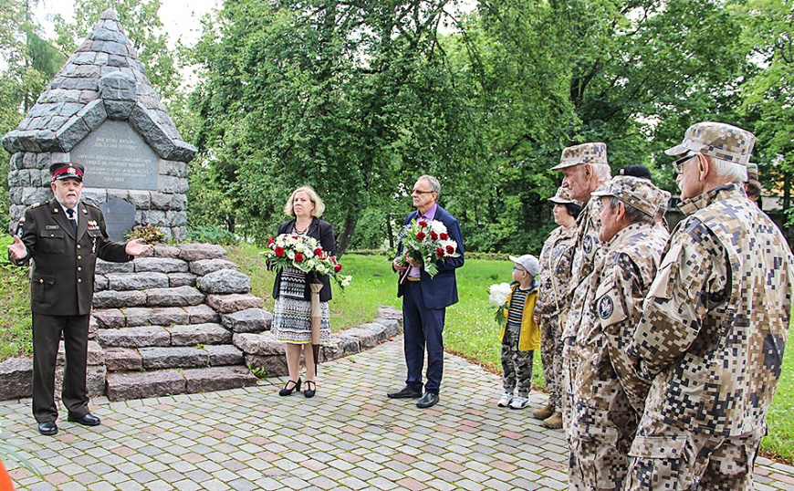 Arī Limbažos piemin Latvijas armijas simtgadi