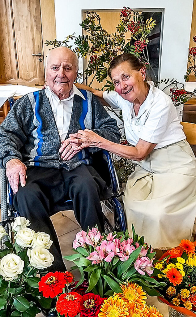 «Vīķos» sirsnīgi nosvin sava klienta Dzelzs kāzas