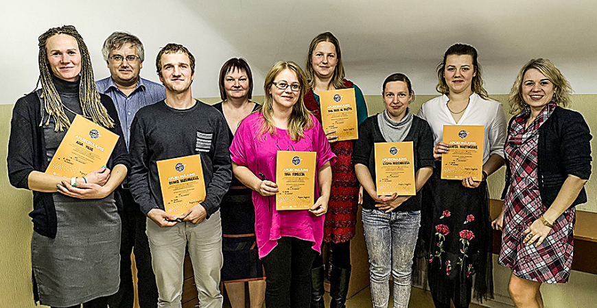 Astotā jauniešu grupa pabeidz mācības «Laukiem būt!»