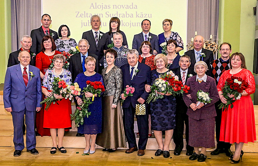 Alojas novadā stiprajiem pāriem svin dažādas raudzes kāzas
