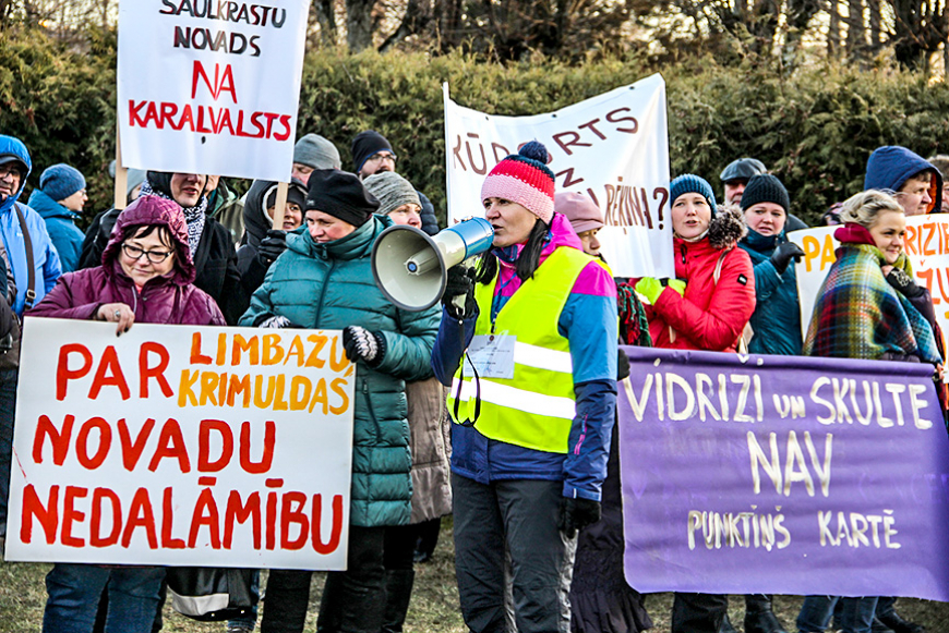ATR – kurš pirmais pie tortes, tas izgriež vidu