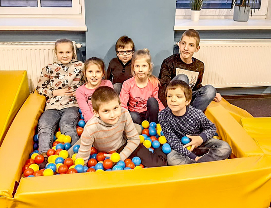 Limbažu novada speciālo pamatskolu iepriecina Latvijas Bērnu bāreņu fonds