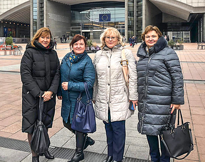 Limbažu pedagoģe Eiropas Parlamenta Vēstnieku skolas seminārā Beļģijā