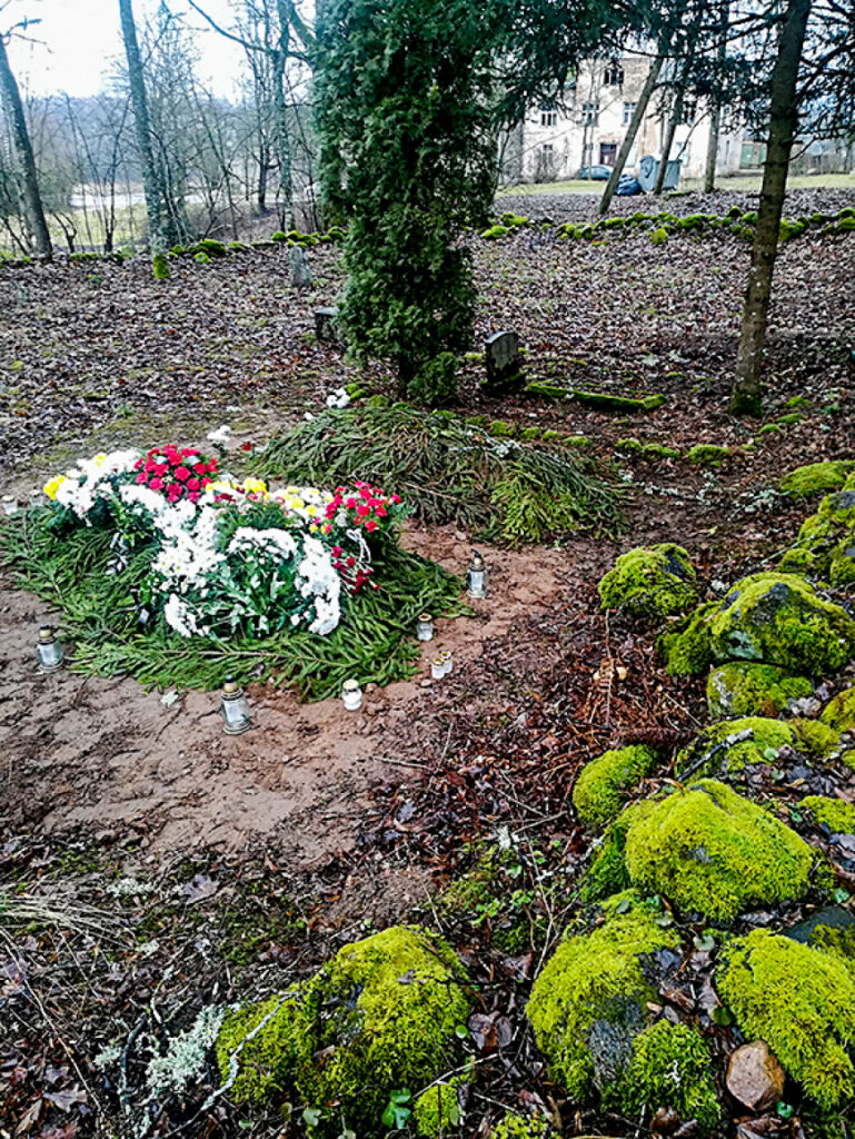Zināmo un nezināmo “kareivju” mūža mājas