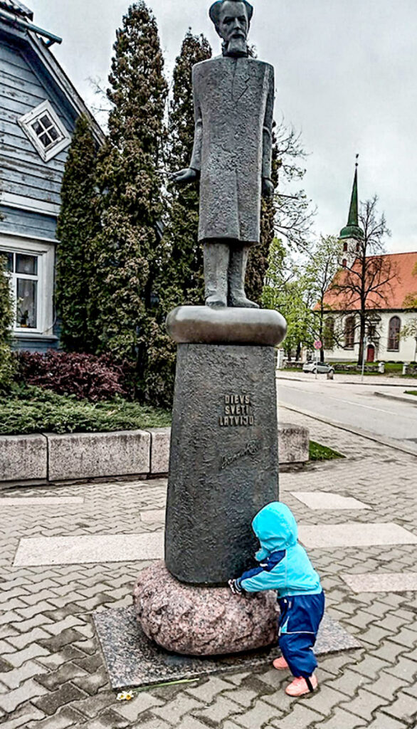 Daudz laimes dzimšanas dienā, Baumaņu Kārli!