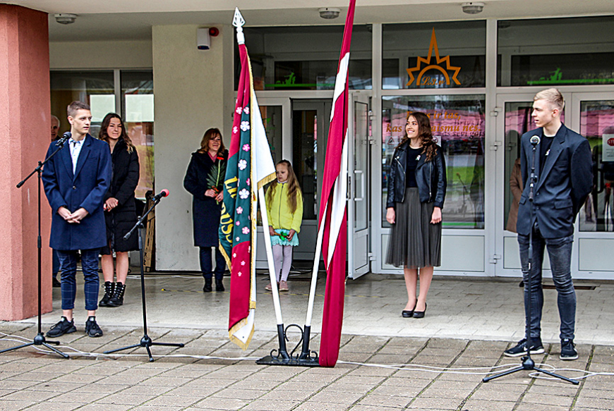 Limbažu 3. vidusskolā neparasti zvana svētki