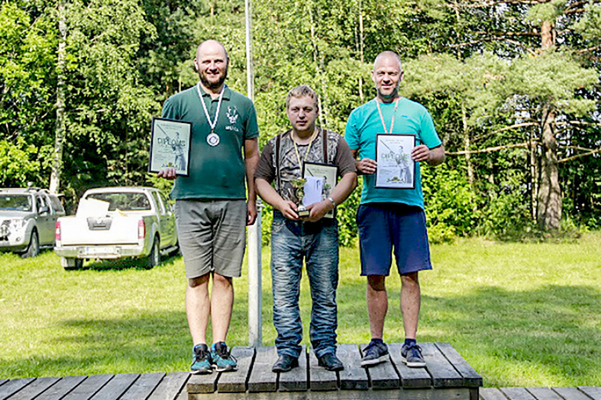 Ceļojošo «Osvalda kausu» medību šaušanā šogad izcīna staicelieši