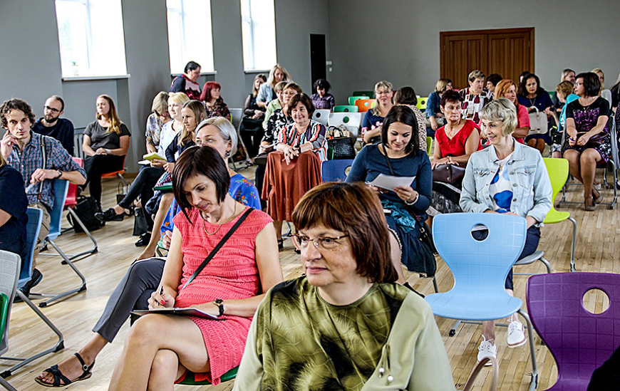 Pedagogi atkal jaunu izaicinājumu priekšā