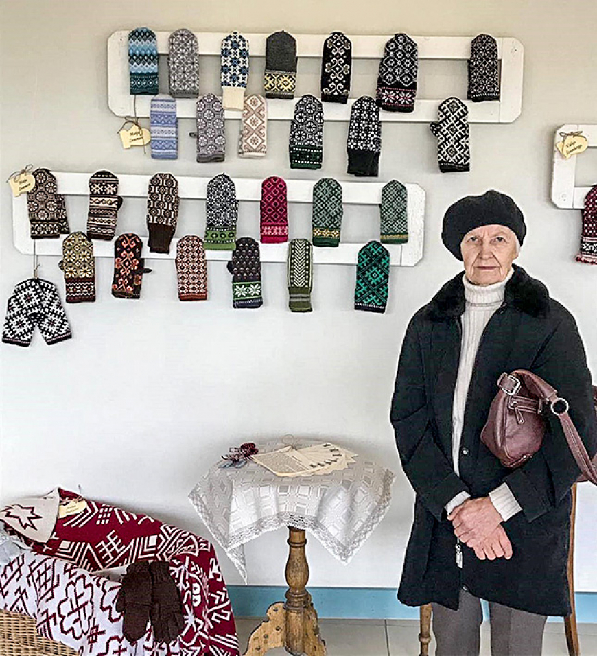 Vecmāmiņas adītie cimdi silda bērnus un mazbērnus