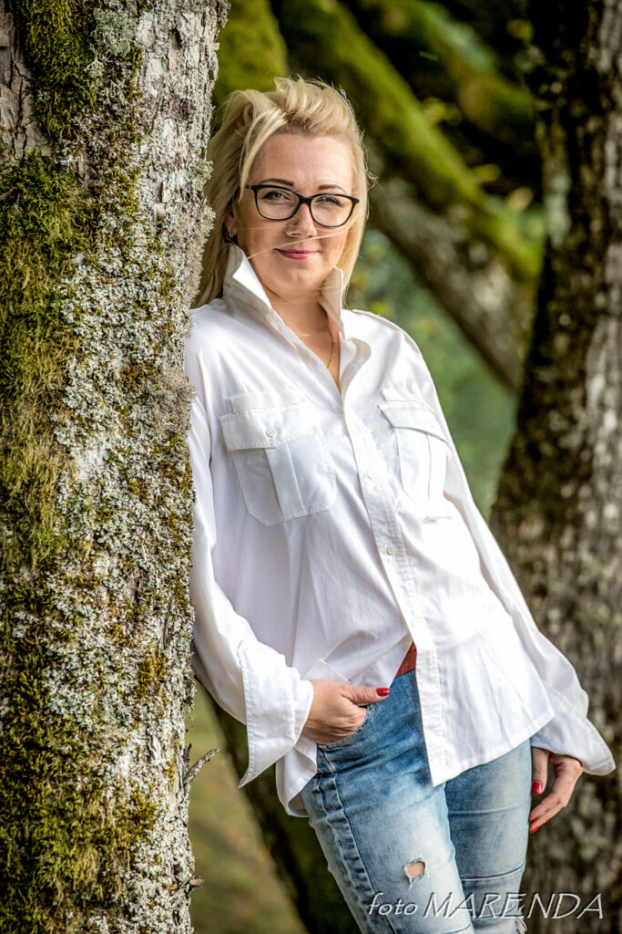Divas atšķirīgas profesijas, kas abas saistītas ar cilvēkiem