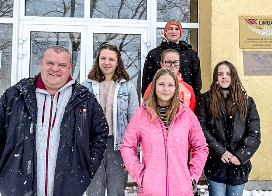 Limbažu un Salacgrīvas smaiļotāji devušies uz nometni Turcijā