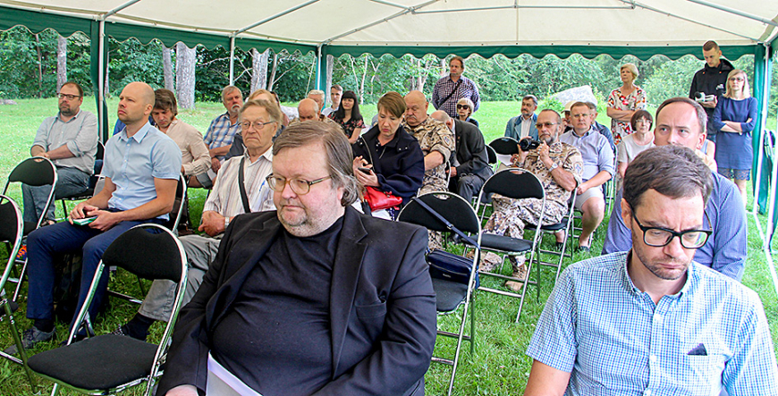 Izprast un saglabāt sociālajā atmiņā
