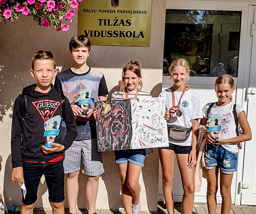 Limbažu jaunie šahisti gūst panākumus Tilžā