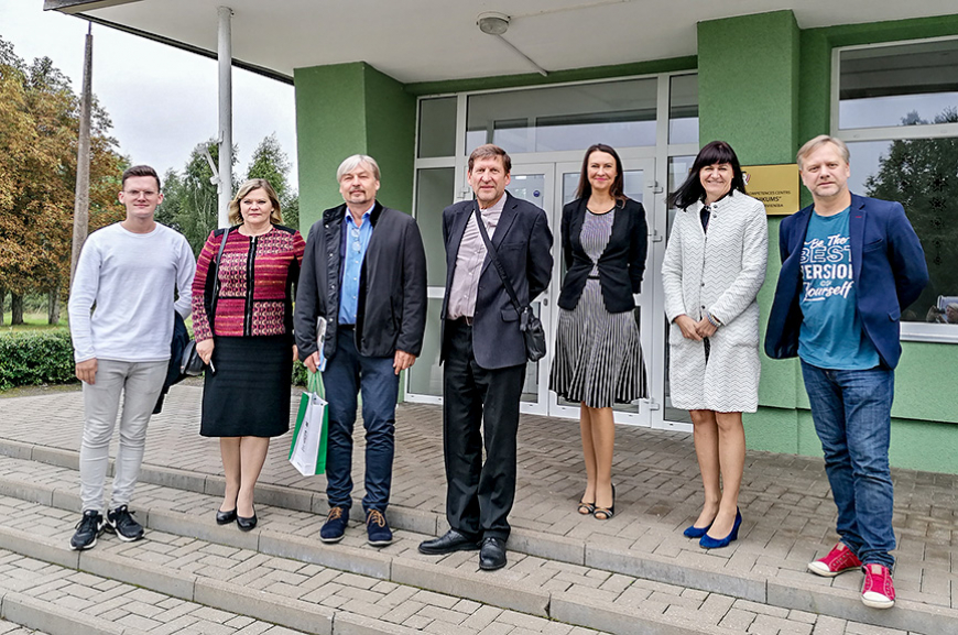 Profesionālā skola uz pārdomu sliekšņa