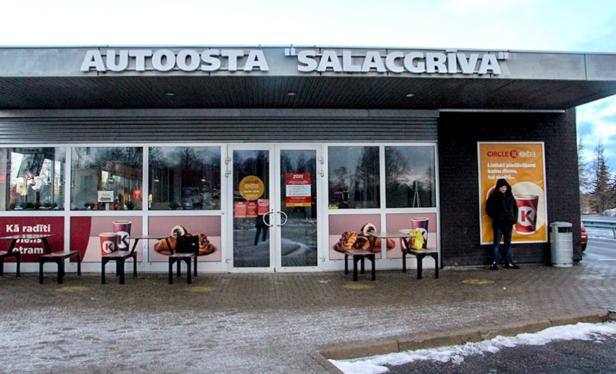 Sarunas par Salacgrīvas autoostas uzgaidāmo telpu izmantošanu – vēl procesā