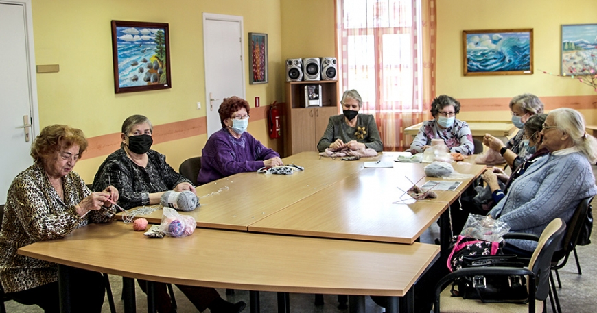 Kluba «Gundegas» rokdarbnieču digitālās prasmes iepriecina