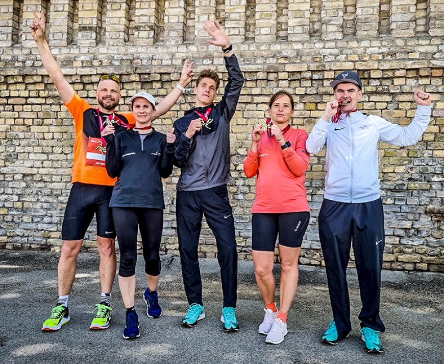 Mūspuses skrējēji aktīvi startēja «Rimi» Rīgas maratonā