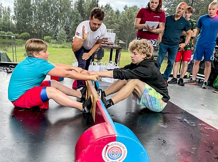 Alojietim lieliski rezultāti masreslinga ugunskristībās