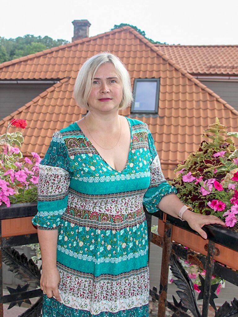 Ieraudzīt kafijas putās sirsniņu
