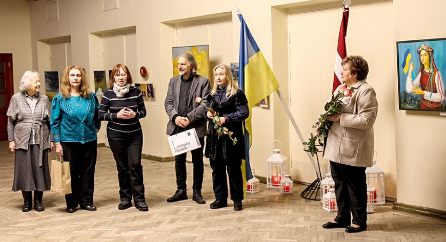 Limbažos atklāta izstāde  «Ar Ukrainu sirdī»