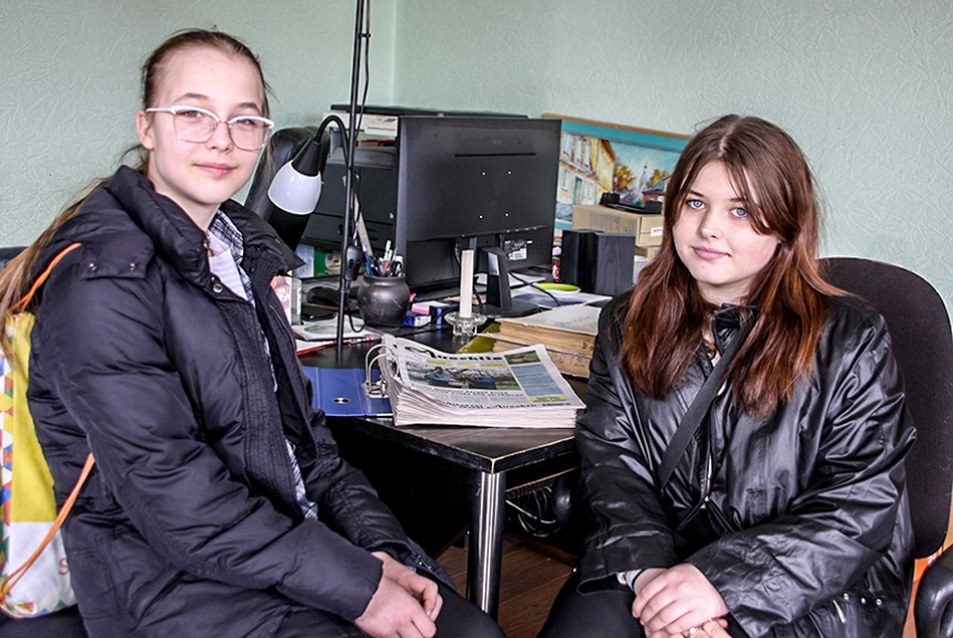 Ēnu dienā arī «Ausekļa» redakcijā viesojās zinātkāri jaunieši