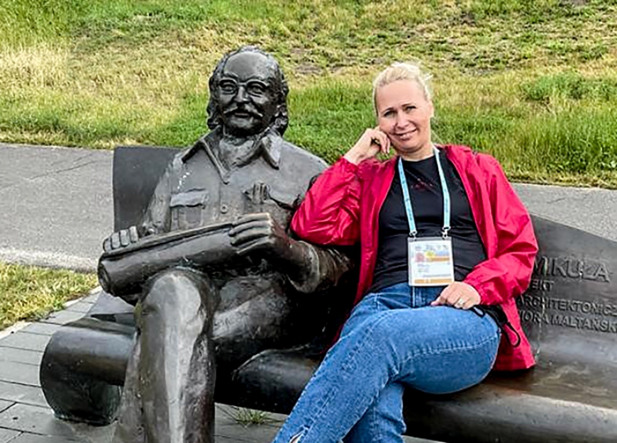 Daudzcīņniece, kurai patīk maijpuķītes