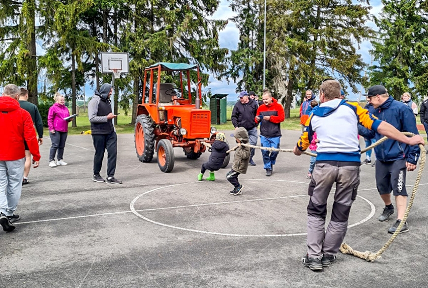 Vilzēnos sportoja un skatījās pirmizrādi