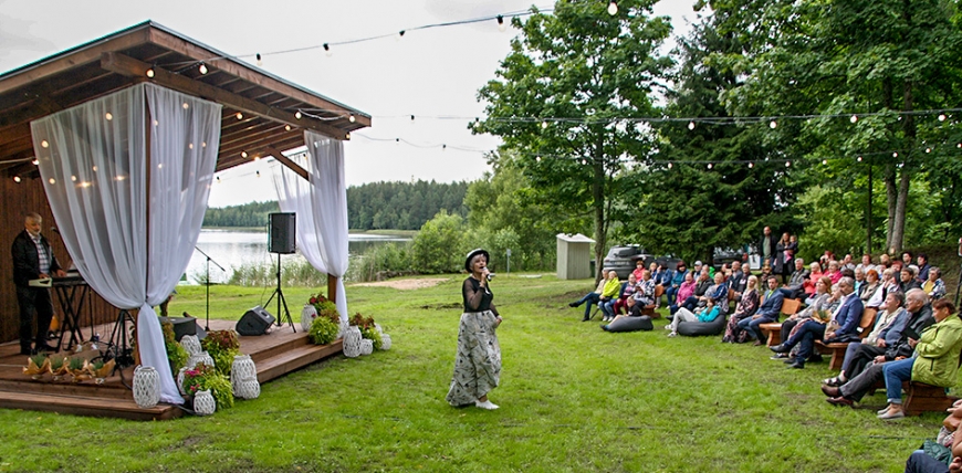Aizritējuši Katvaru pagasta svētki ar jaunas kultūrvietas atklāšanu