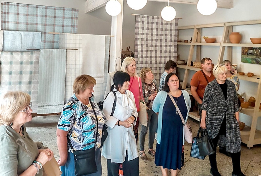 TLMS «Dzilna» apskata savu darbu izstādi Daugavpilī