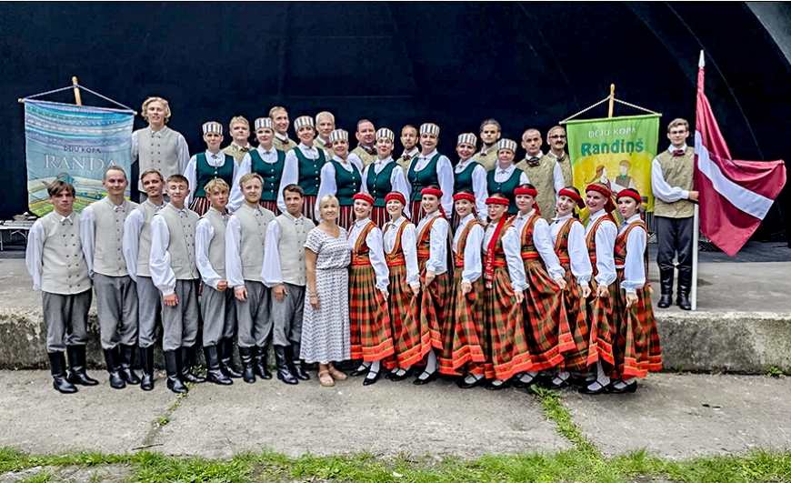 «Randiņš» un «Randa» ieskandina festivālu Polijā