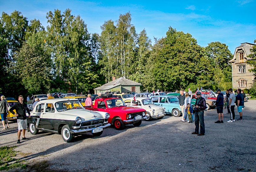 Antīko automobiļu klubs sezonu noslēdz Vidzemes piejūrā