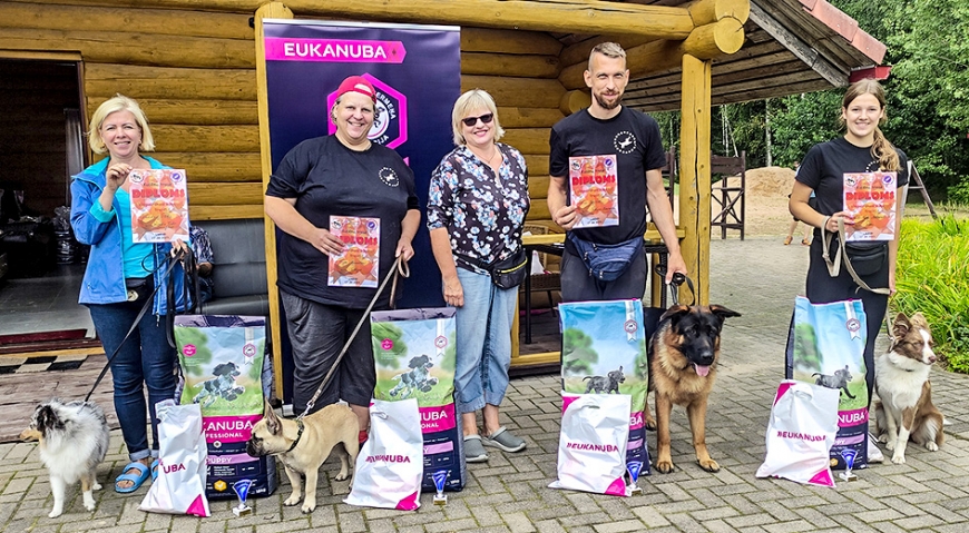 Ozolainē aizritējuši sporta svētki un paklausības rallija sacensības